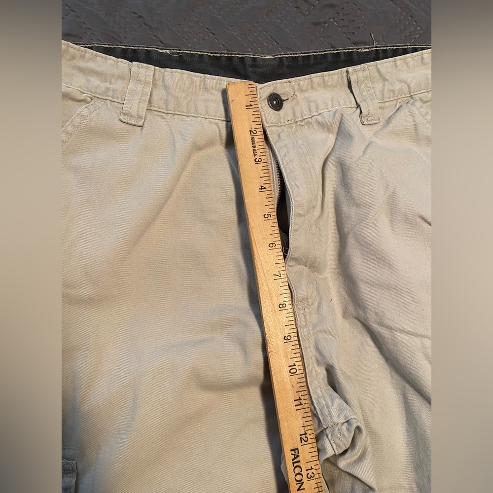 Wrangler Originals Cargo Khakis men’s size 35x28 - Picture 3 of 8